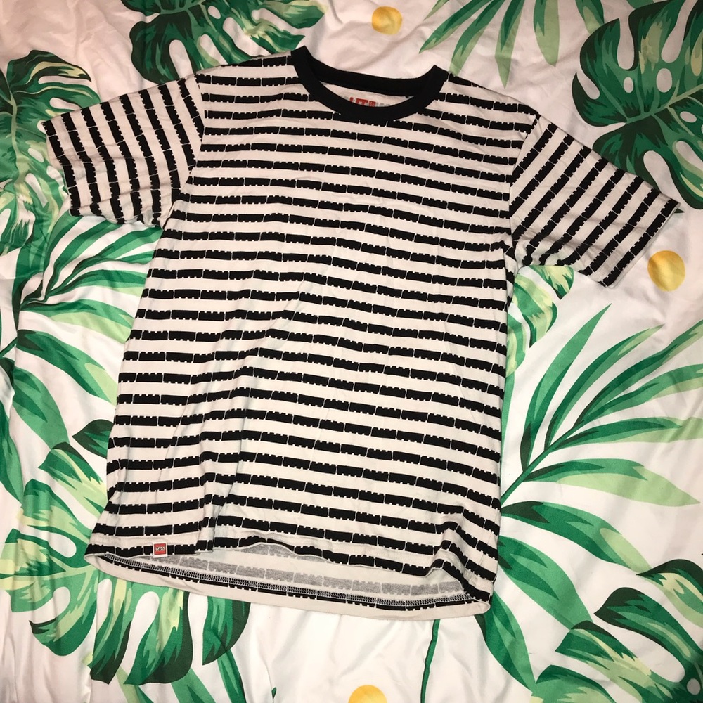 Uniqlo women short sleeves t-shirt